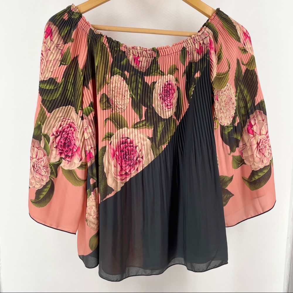 Delfi Floral Print Pleated Blouse Top Size Small